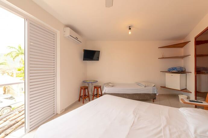 Imagen general del Hotel Pousada P&eacute; na Areia, Caraguatatuba. Foto 5