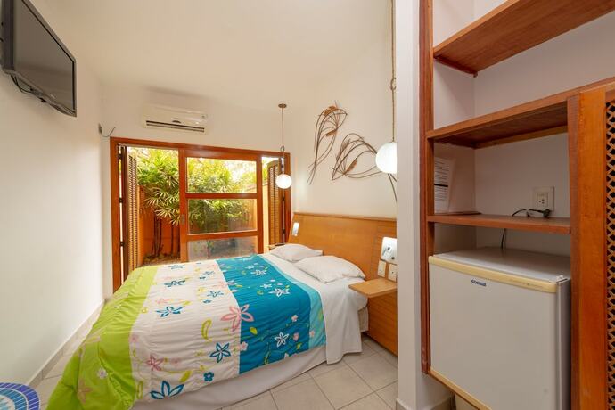 Imagen de la habitación del Hotel Pousada P&eacute; na Areia, Caraguatatuba. Foto 19