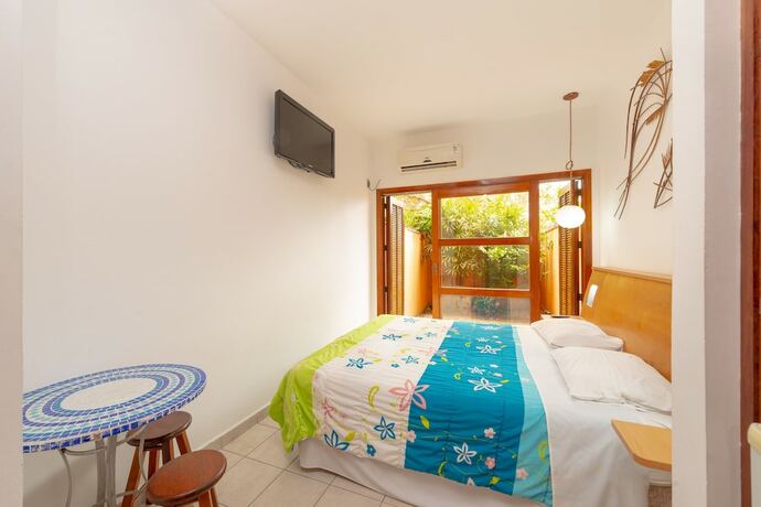 Imagen general del Hotel Pousada P&eacute; na Areia, Caraguatatuba. Foto 11