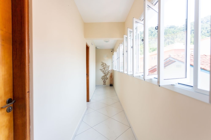 Imagen de los interiores del Hotel Pousada P&eacute;rola de Ubatuba. Foto 17