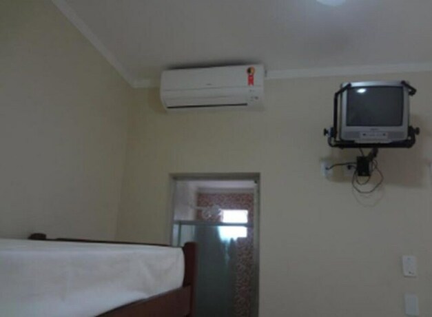 Imagen de la habitación del Hotel Pousada Pg One. Foto 38