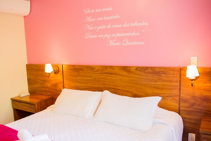 Imagen de la habitación del Hotel Pousada Pinh&atilde;o E Poesia. Foto 5
