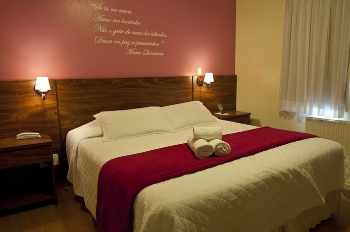 Imagen de la habitación del Hotel Pousada Pinh&atilde;o E Poesia. Foto 7