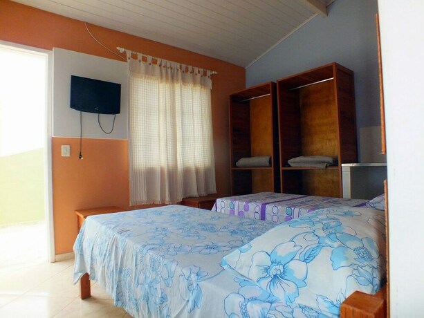 Imagen de la habitación del Hotel Pousada Plat&ocirc;dasilhas. Foto 32