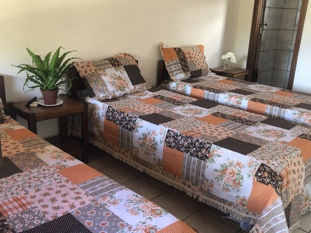 Imagen de la habitación del Hotel Pousada Ponta da Baleia. Foto 17