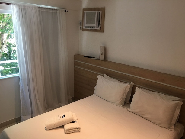 Imagen de la habitación del Hotel Pousada Praia Jo&atilde;o Fernandes. Foto 2