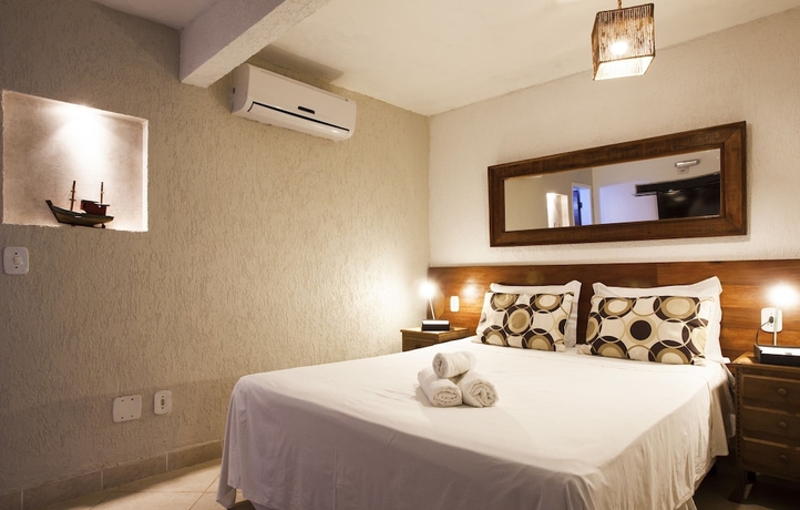 Imagen de la habitación del Hotel Pousada Praia Jo&atilde;o Fernandes. Foto 12