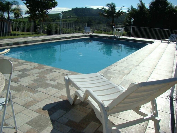 Imagen de la piscina del Hotel Pousada Primavera Da Serra. Foto 14