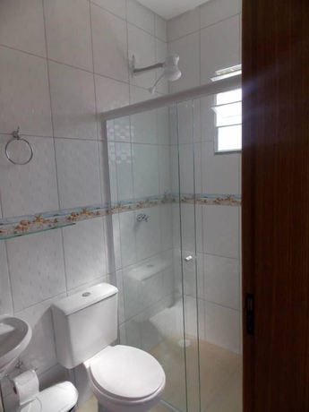Imagen de la habitación del Hotel Pousada Raios de Sol Indaia. Foto 11