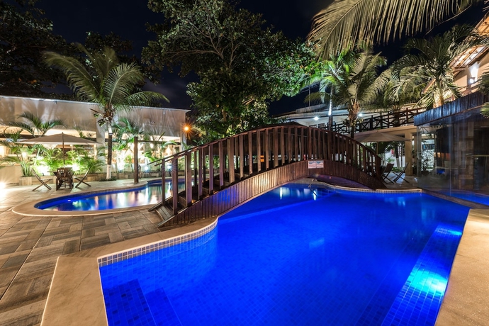 Imagen de la piscina del Hotel Pousada Recanto Do Lobo. Foto 16