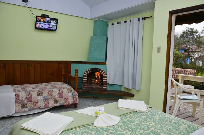 Imagen de la habitación del Hotel Pousada Recanto da Vov&oacute;. Foto 13