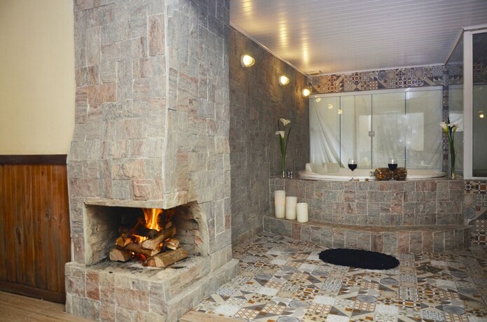 Imagen de la habitación del Hotel Pousada Recanto da Vov&oacute;. Foto 16