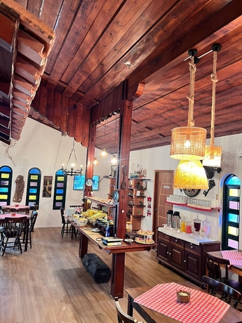 Imagen de los interiores del Hotel Pousada Ref&uacute;gio Manac&aacute;s, Ubatuba. Foto 15