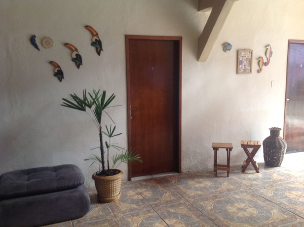 Imagen de los interiores del Hotel Pousada Requinte De Trindade. Foto 18
