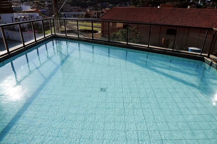 Imagen de la piscina del Hotel Pousada Rotunda. Foto 19