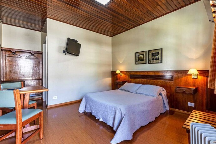 Imagen de la habitación del Hotel Pousada Saint Gallen, Campos do Jordao. Foto 20