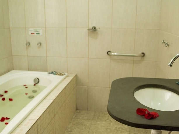 Imagen de la habitación del Hotel Pousada Sa&uacute;de Melhor. Foto 17