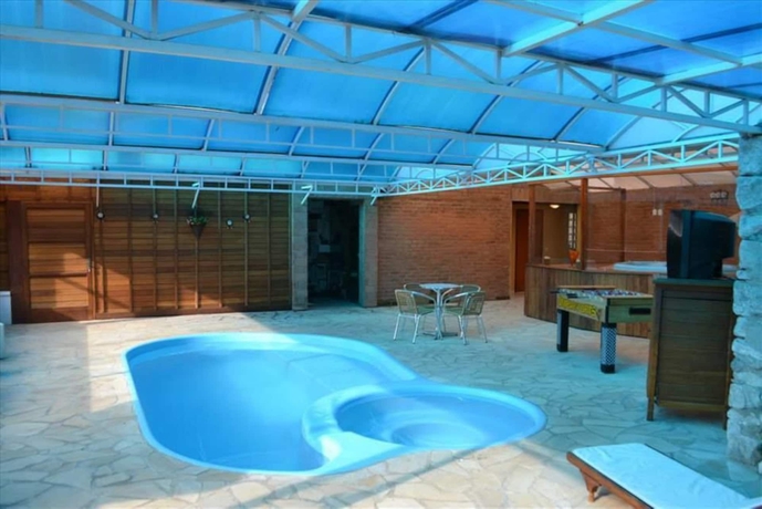 Imagen de la piscina del Hotel Pousada Serra Villena. Foto 16