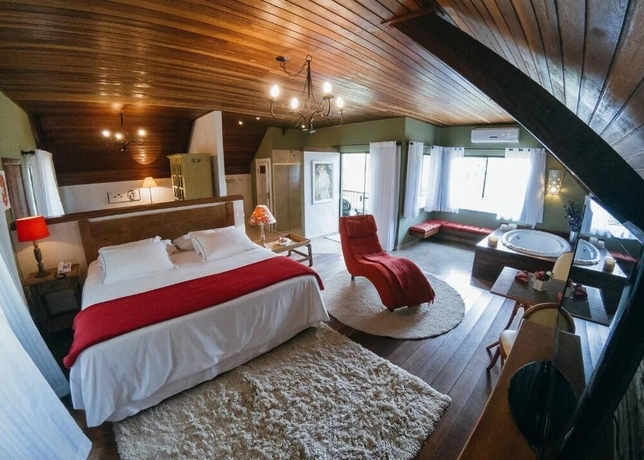 Imagen de la habitación del Hotel Pousada Serra da India Penedo. Foto 13
