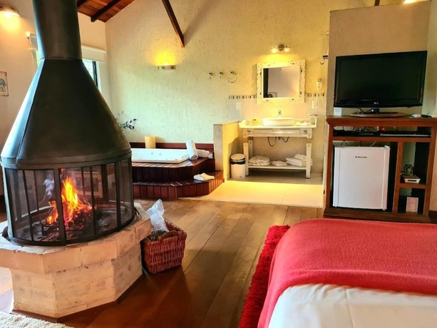 Imagen de la habitación del Hotel Pousada Serra da India Penedo. Foto 14