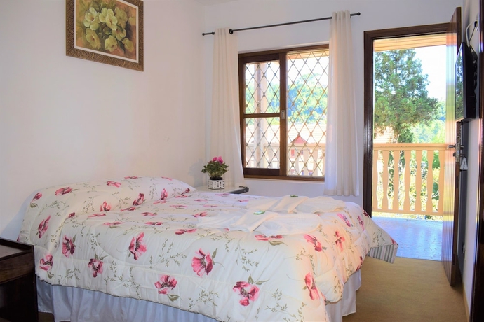 Imagen de la habitación del Hotel Pousada Sino Dos Ventos. Foto 12