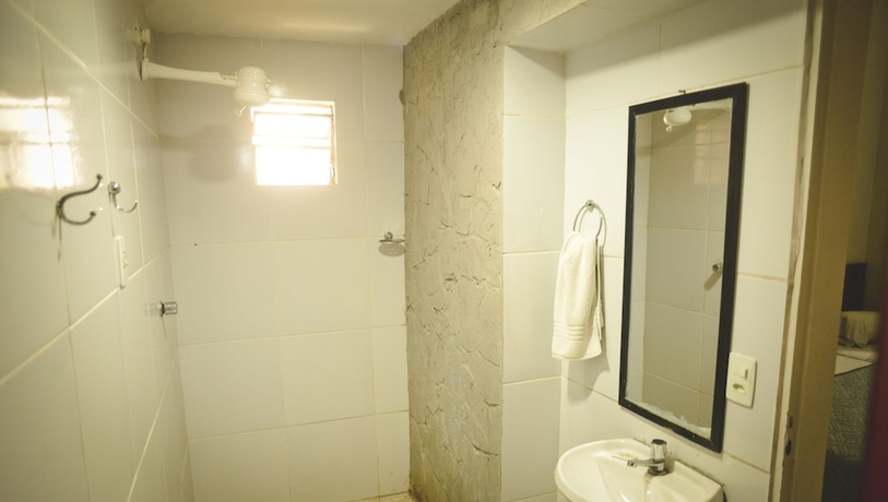 Imagen de la habitación del Hotel Pousada Sol Nascente, JO&Atilde;O PESSOA. Foto 19