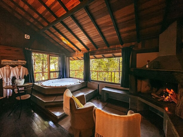 Imagen de la habitación del Hotel Pousada Solar D'arauc&aacute;ria. Foto 12