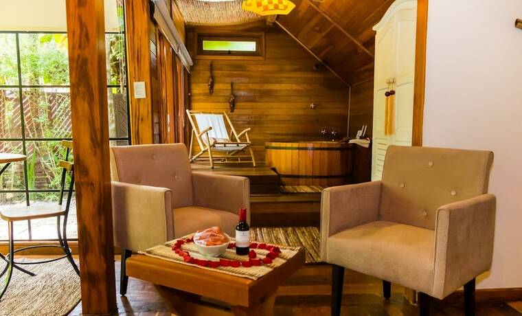 Imagen de la habitación del Hotel Pousada Solar D'arauc&aacute;ria. Foto 17
