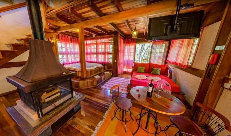 Imagen de la habitación del Hotel Pousada Solar D'arauc&aacute;ria. Foto 25