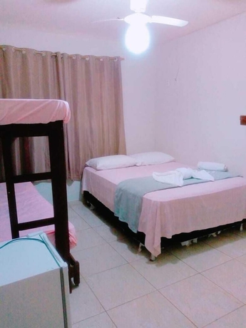 Imagen de la habitación del Hotel Pousada Solar de Lourdes. Foto 8