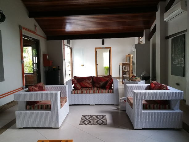 Imagen de los interiores del Hotel Pousada Tartarugas De Pauba. Foto 19