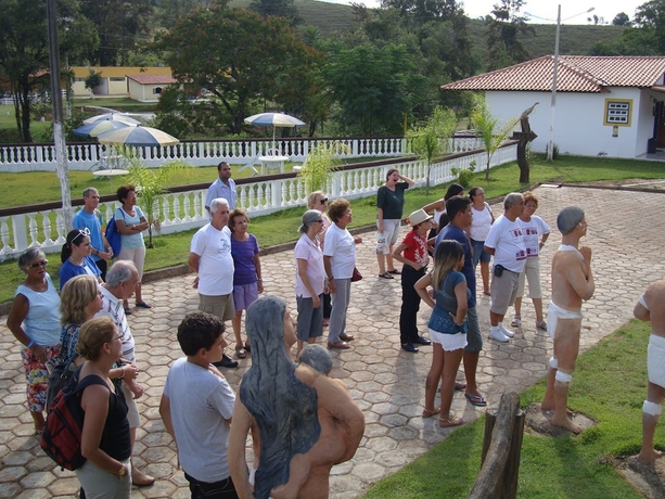 Imagen de los interiores del Hotel Pousada Tem&aacute;tica Estrada Real. Foto 13