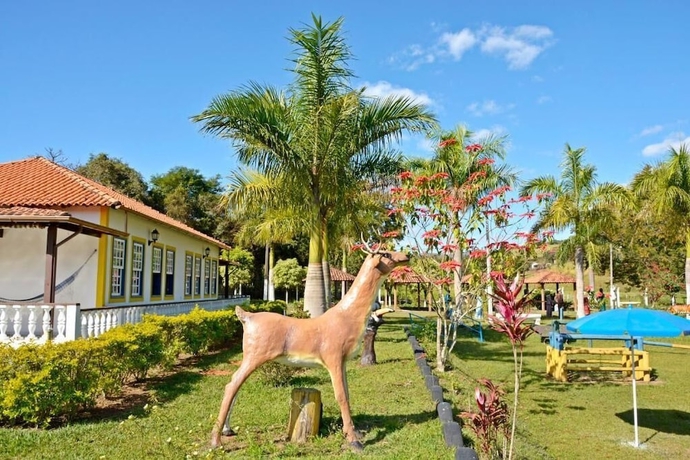 Imagen de los exteriores del Hotel Pousada Tem&aacute;tica Estrada Real. Foto 9