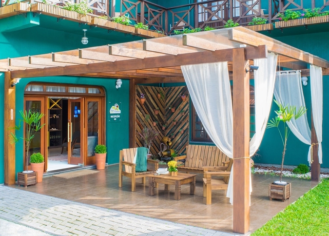 Imagen de los interiores del Hotel Pousada Tr&ecirc;s Pinheiros. Foto 19