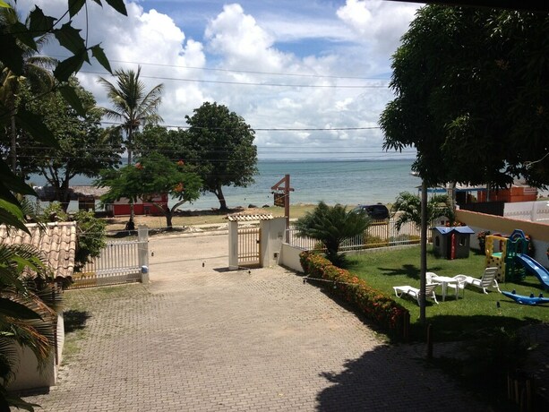 Imagen de la habitación del Hotel Pousada Tropic&aacute;lia. Foto 20