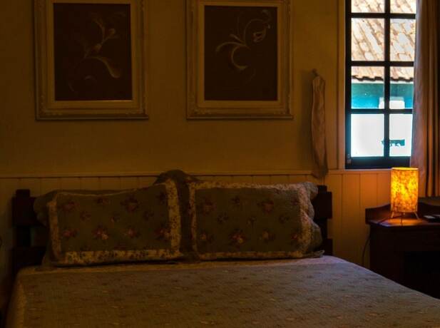 Imagen de la habitación del Hotel Pousada Vila Santa Barbara. Foto 18