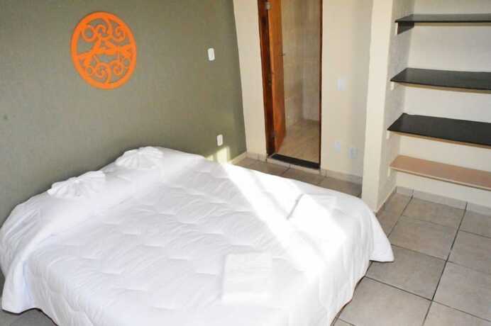 Imagen de la habitación del Hotel Pousada Villa Tr&ecirc;s, Serra Negra. Foto 16