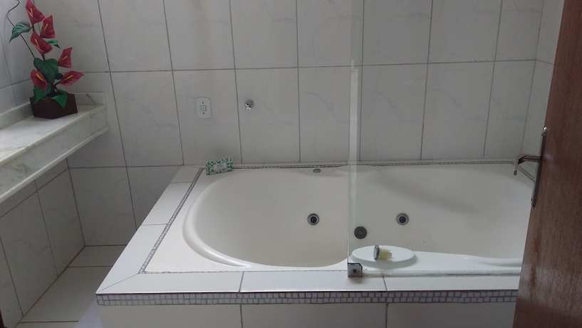 Imagen de la habitación del Hotel Pousada do Tesouro. Foto 9