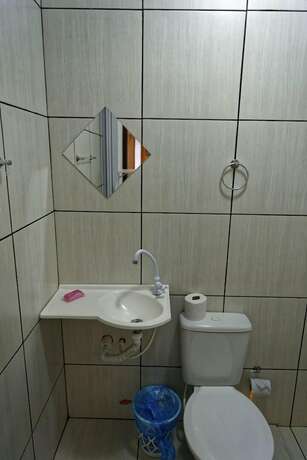 Imagen de la habitación del Hotel Pousada dos Girass&oacute;is, Abadi&acirc;nia. Foto 13