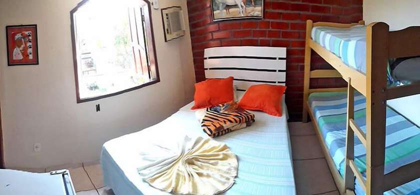 Imagen de la habitación del Hotel Pousada praia de costazul. Foto 6
