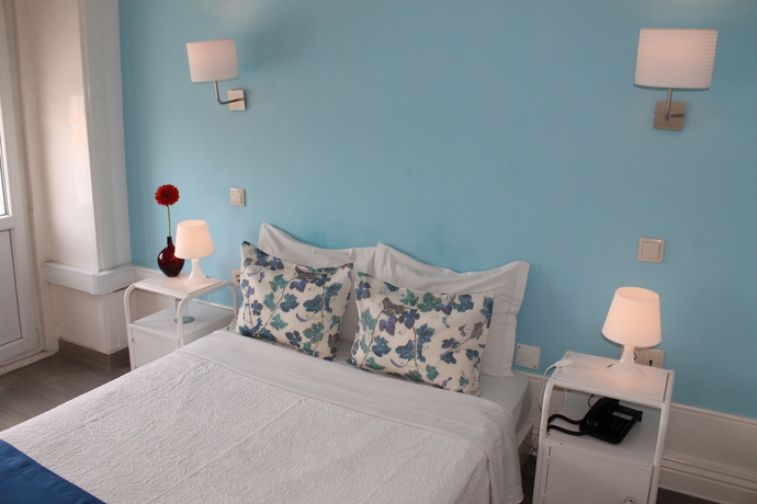 Imagen de la habitación del Hotel Poveira. Foto 6