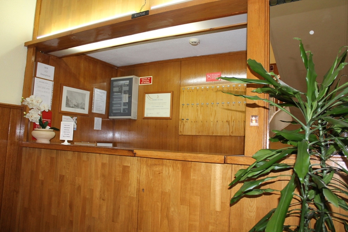 Imagen de los interiores del Hotel Poveira. Foto 16