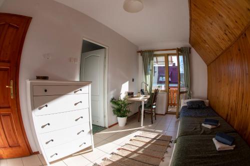 Imagen de la habitación del Hotel Poza Horyzont. Foto 17