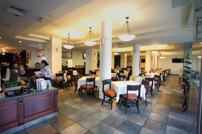 Imagen del bar/restaurante del Hotel Poza Rica Centro. Foto 3