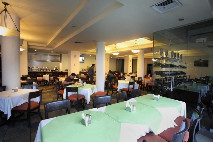 Imagen del bar/restaurante del Hotel Poza Rica Centro. Foto 4