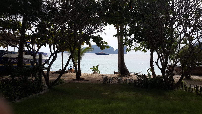 Imagen de los exteriores del Hotel P.p. Blue Sky Resort. Foto 15