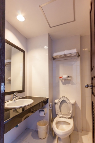 Imagen de la habitación del Hotel Pp Charlie Beach Resort. Foto 11