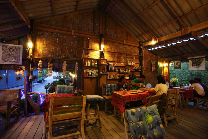 Imagen del bar/restaurante del Hotel Pp Red Tuna Hut. Foto 1