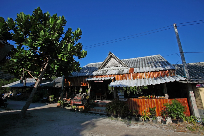 Imagen del bar/restaurante del Hotel Pp Red Tuna Hut. Foto 5