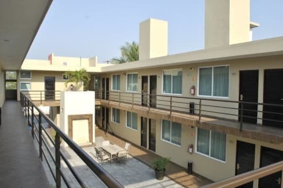 Imagen de los exteriores del Hotel Pr Express. Foto 10